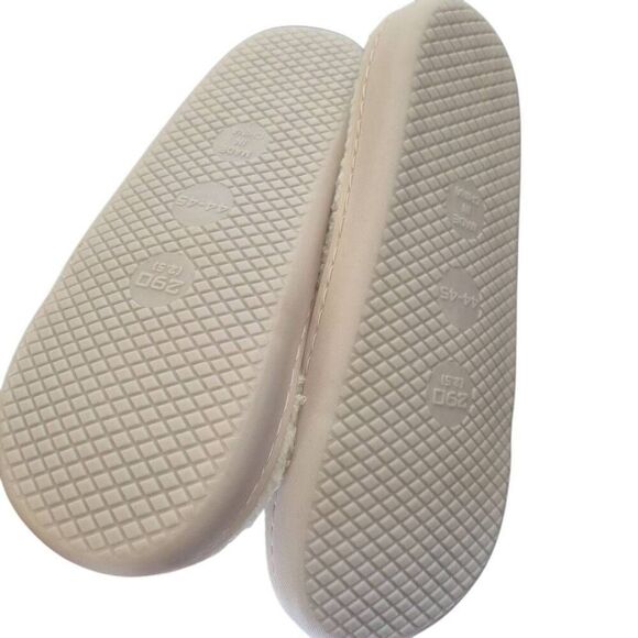 Never Old Women's Ivory Fun Happy Slippers NEW - Picture 4 of 6